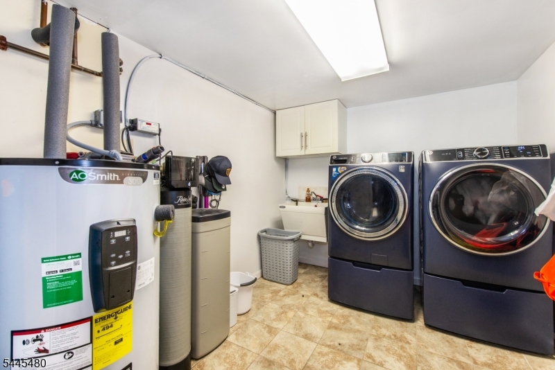 2 Glen Rd Property Photo 30