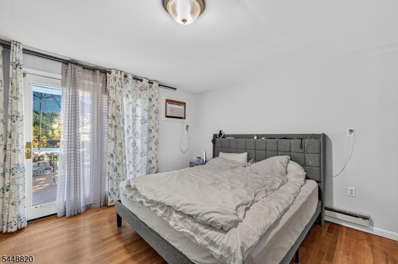 130 Rowland Ave Property Photo 13