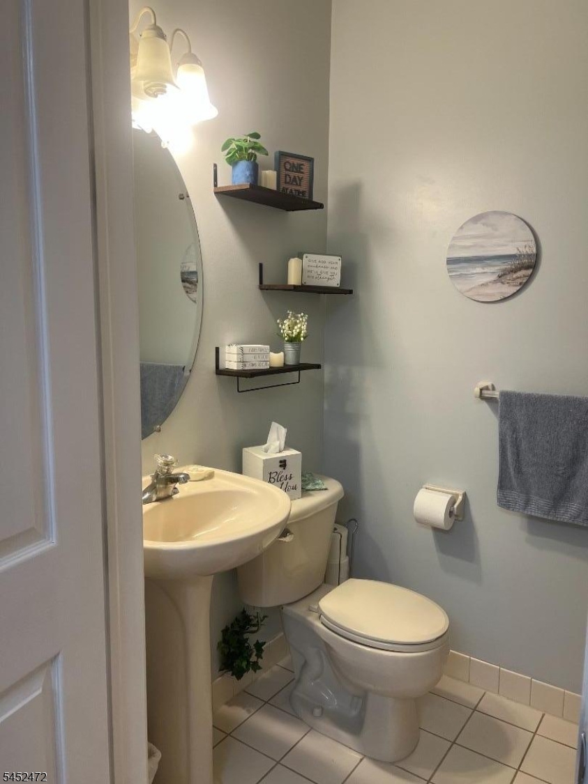 101 Limerick Ln Property Photo 8