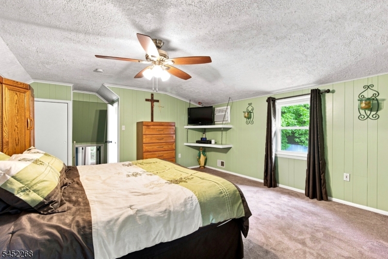 24 Stony Brook Rd Property Photo 14