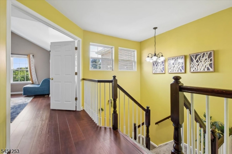 37 Woodmont Dr Property Photo 26