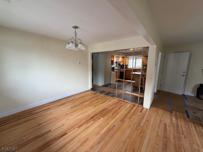 119 Cornelia St Property Photo 5