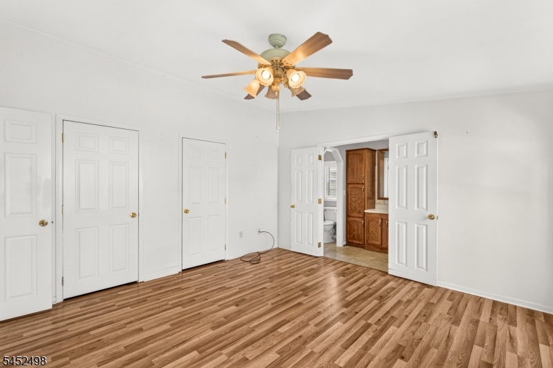 3 Lantern Ln Property Photo 13