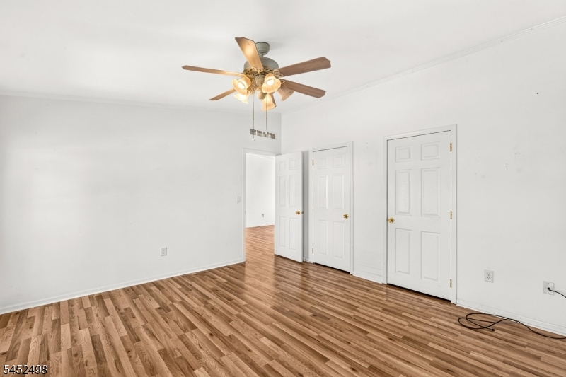 3 Lantern Ln Property Photo 14
