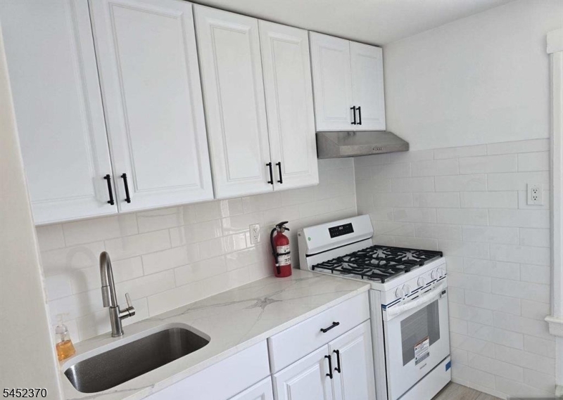 125 Dalton St Property Photo 18