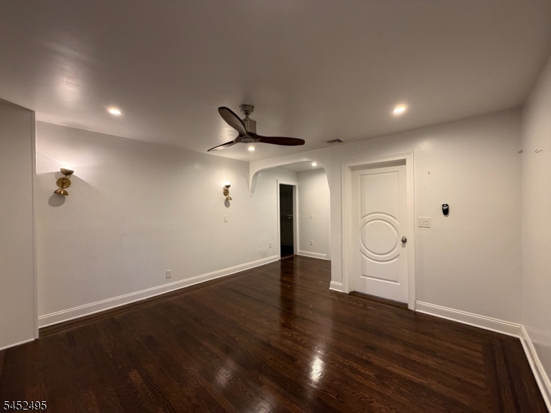 33 Johnson Ave Property Photo 29