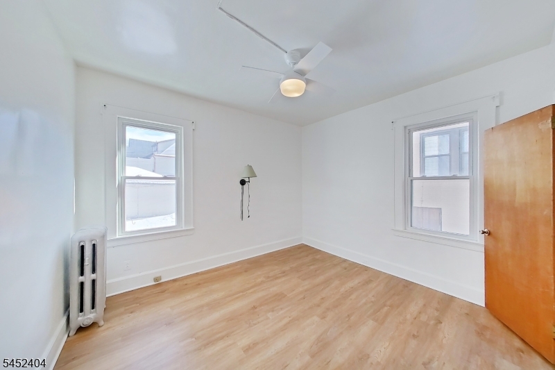 183 Broad St 1r Property Photo 7
