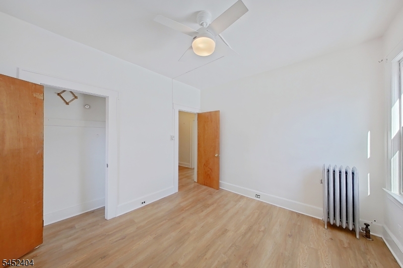 183 Broad St 1r Property Photo 8
