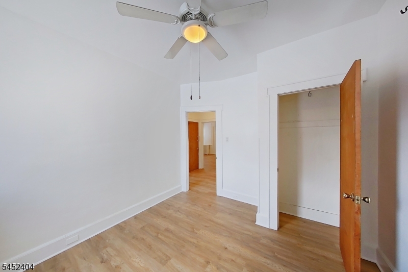 183 Broad St 1r Property Photo 11