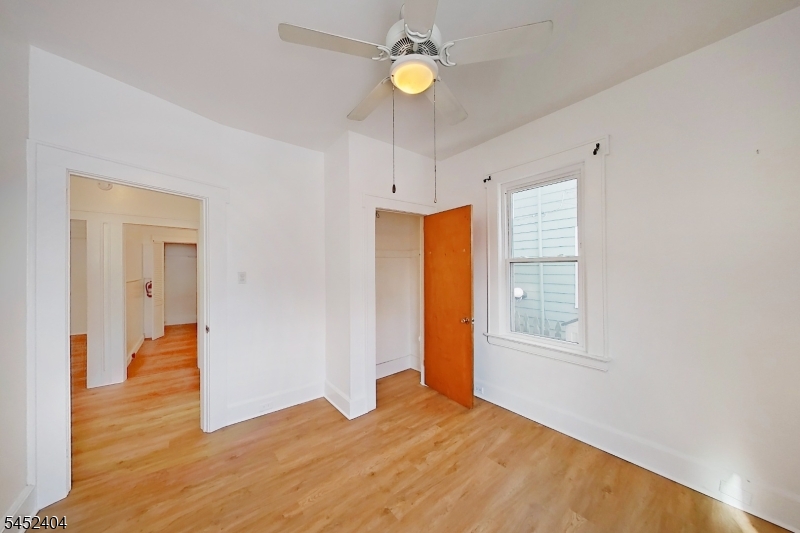183 Broad St 1r Property Photo 15