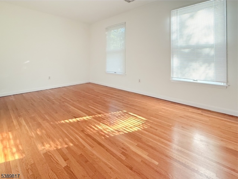 6 Magnolia Ct 8b Property Photo 9