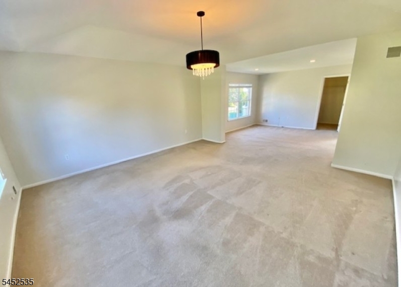24 Skurka Ct Property Photo 27