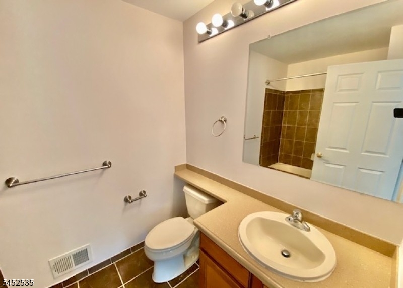 24 Skurka Ct Property Photo 35