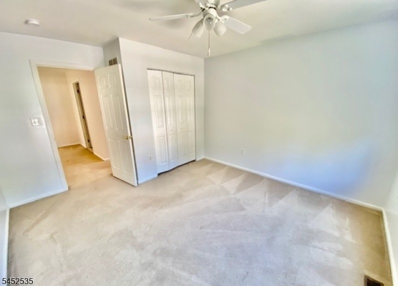 24 Skurka Ct Property Photo 36