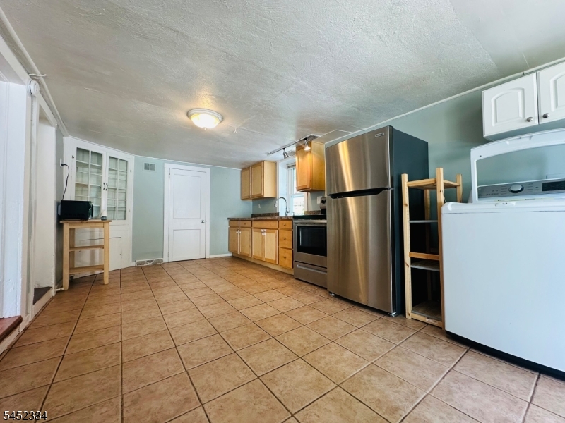 27 Hibernia Ave 27 Property Photo 7