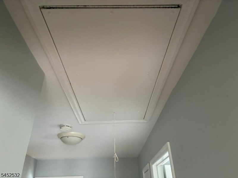 155 Fairview Ave C Property Photo 4