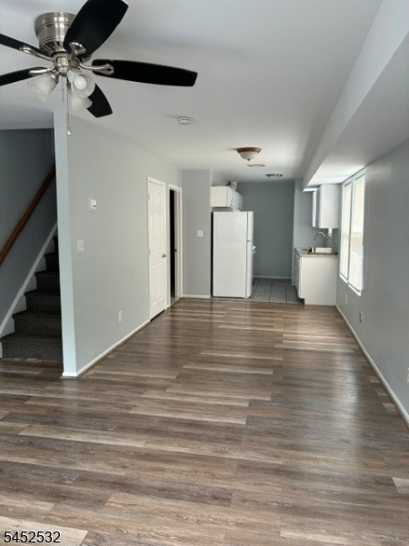 155 Fairview Ave C Property Photo 18