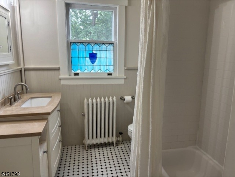 12 Forest Road Property Photo 13