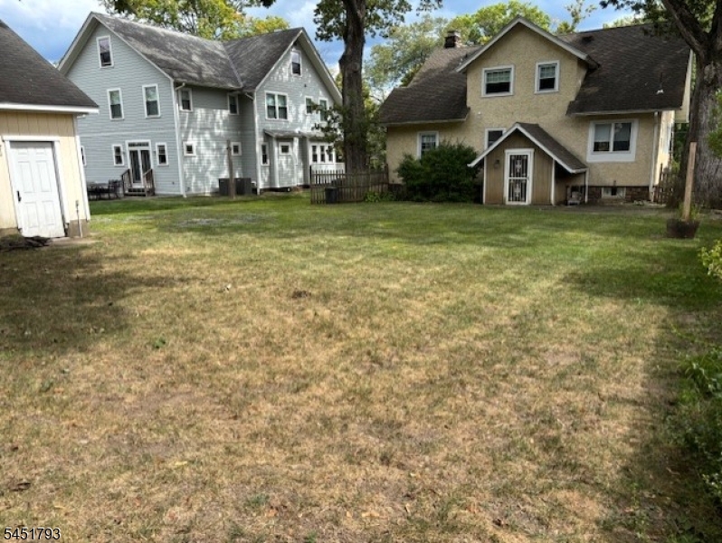 12 Forest Road Property Photo 21