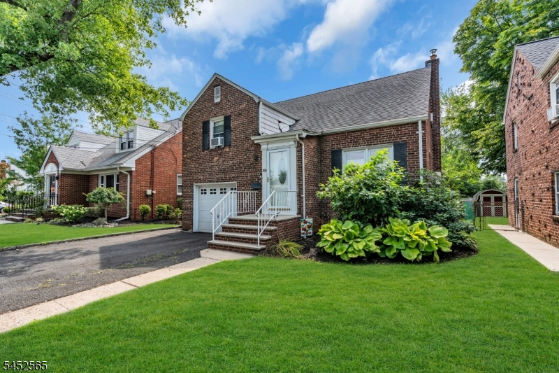 309 Raritan Rd Property Photo 5