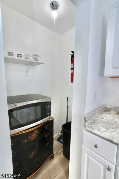 191 N 16th St Property Photo 33