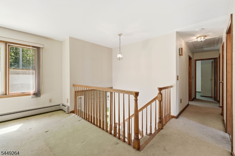 5 Apshawa Cross Rd Property Photo 3
