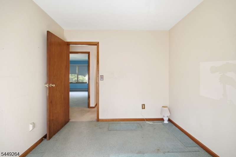 5 Apshawa Cross Rd Property Photo 18