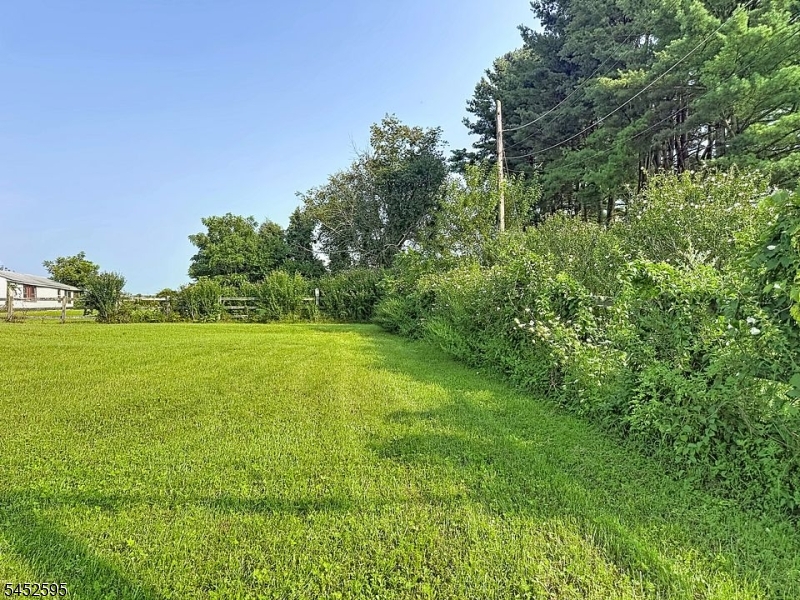 28 Wolfs Corner Rd Property Photo 5