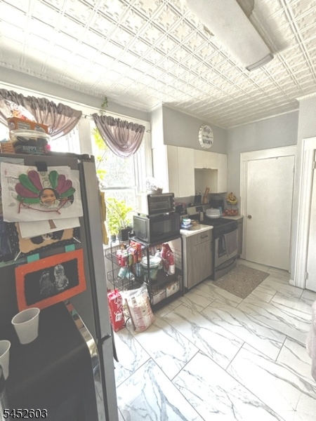 53 Harrison Ave Property Photo 12
