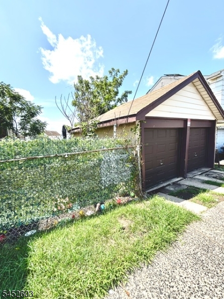 53 Harrison Ave Property Photo 42