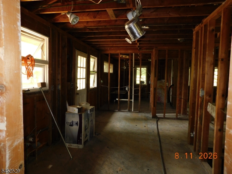 211 Pickle Rd Property Photo 12