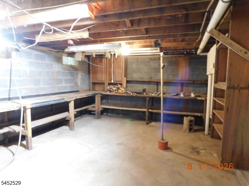 211 Pickle Rd Property Photo 25