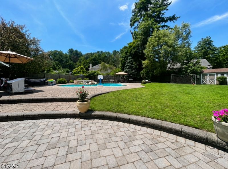 19 Hunterdon Pl Property Photo 1