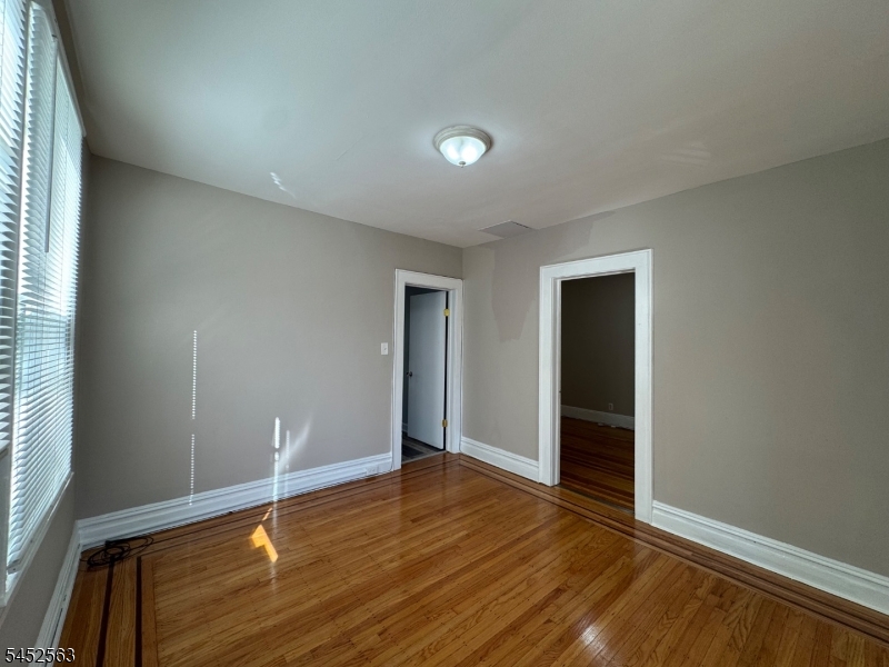 271 Davis Ave 2 Property Photo 9