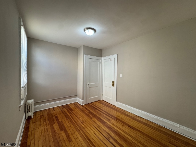 271 Davis Ave 2 Property Photo 15