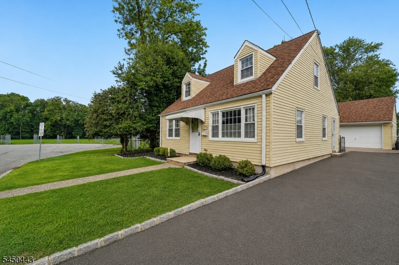 34 Hopson Ave Property Photo 1