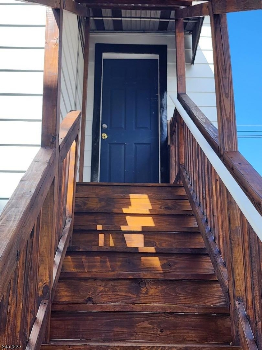 26 Union St 2 Property Photo 3