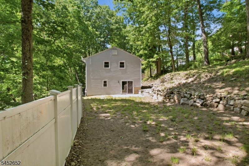 3 Conklin Ave Property Photo 36