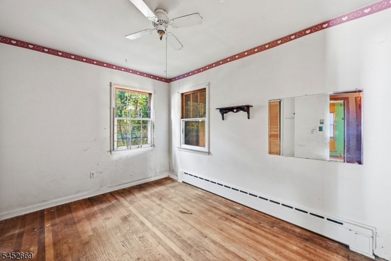 10 George St Property Photo 20