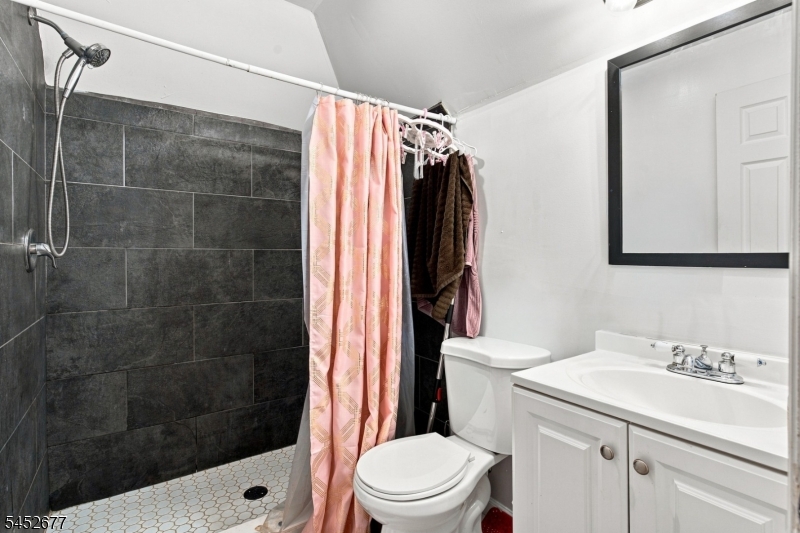 220 Murray St Property Photo 19