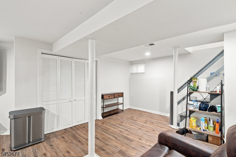 220 Murray St Property Photo 21