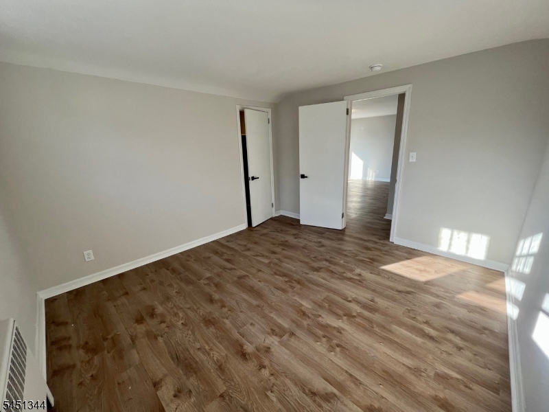 34 Wagner Pl 2 Property Photo 11