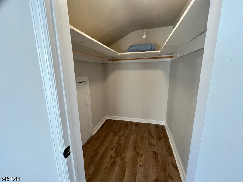34 Wagner Pl 2 Property Photo 12