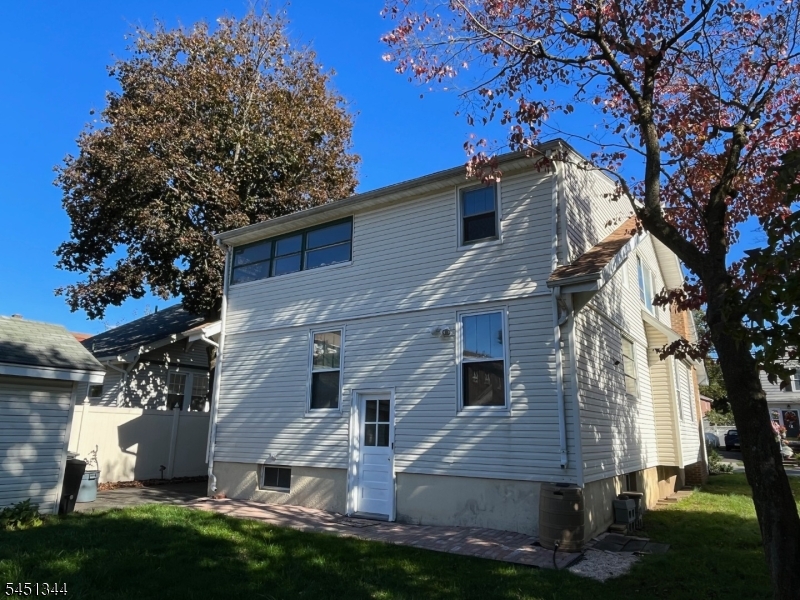 34 Wagner Pl 2 Property Photo 20