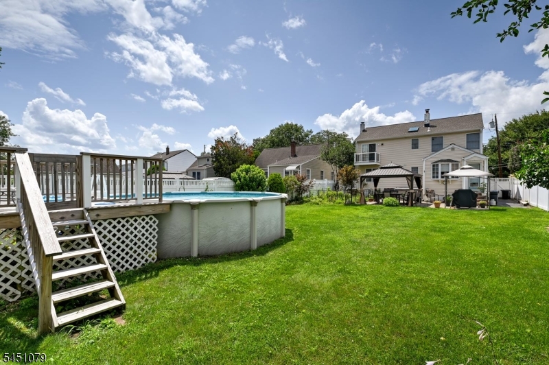 115 Olive Ave Property Photo 39
