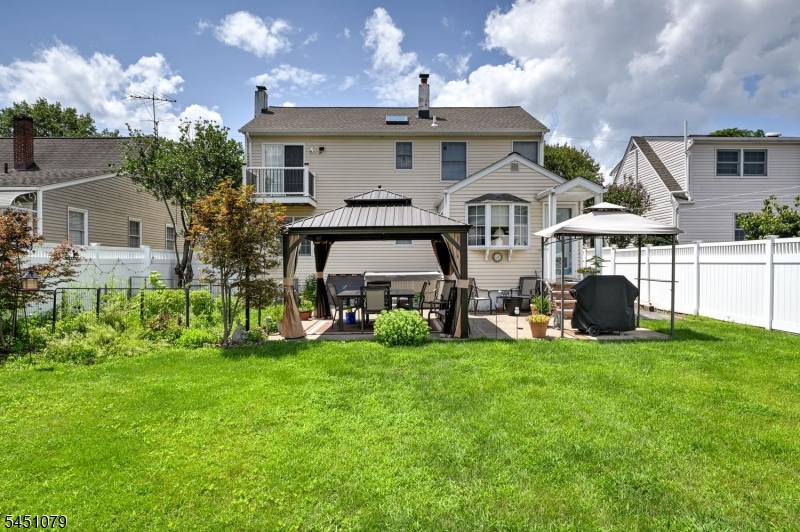115 Olive Ave Property Photo 41