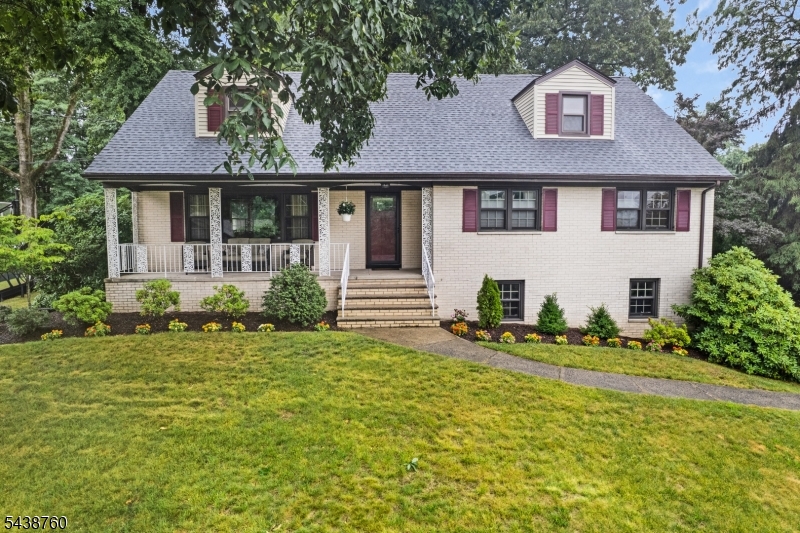 4 Cypress Ave Property Photo 1