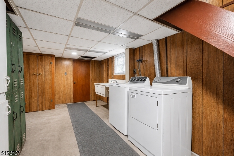 305 Manning Ave 1 Property Photo 15
