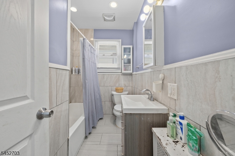 4 Gillies St Property Photo 12