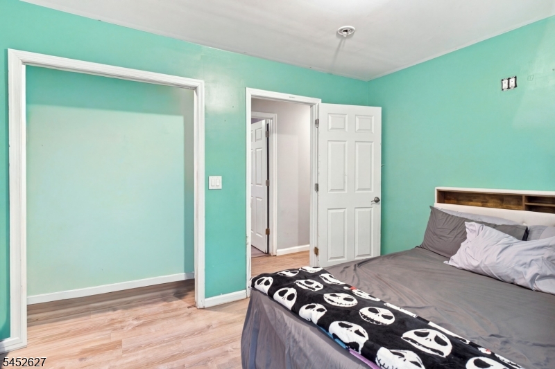 1528 Washington Ave Property Photo 11